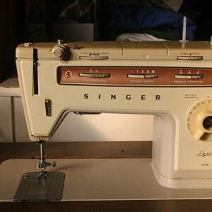 מכונת תפירה יד שנייה דגם SINGER 518